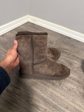 Brown Suede Short Winter Boots